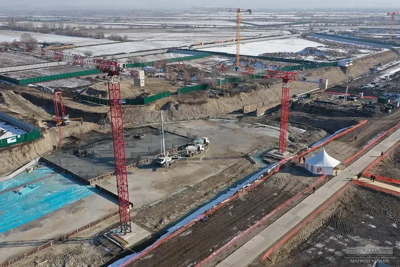 Image of 'Clarification has been provided regarding the non-functioning phone numbers for those wishing to work on the construction of the New Tashkent.'