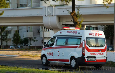 Image of 'It is said that in Tashkent, emergency service workers carried a patient around for 4 hours and then left them in the driveway of a house.'