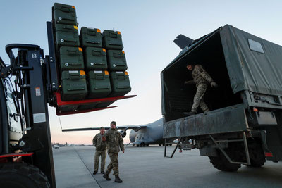 Image of 'The US has resumed military aid delivery to Ukraine.'