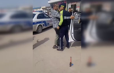 'Қашқадарёда ЙПХ ходимига қаршилик кўрсатган ҳайдовчи қамоққа олинди'ning rasmi