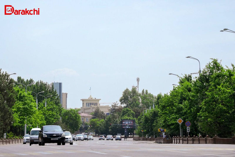 Image of 'Today, the temperature will rise up to 40 degrees.'