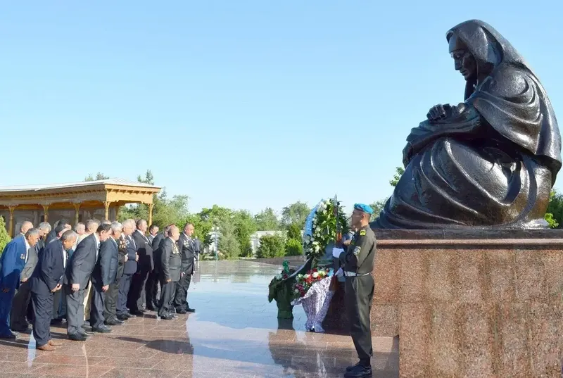 'Ўзбекистонликлар 9 май муносабати билан неча кун дам олади?'ning rasmi