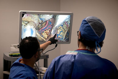 Image of 'Doctors managed to remove a tumor in the spinal cord through the eye.'