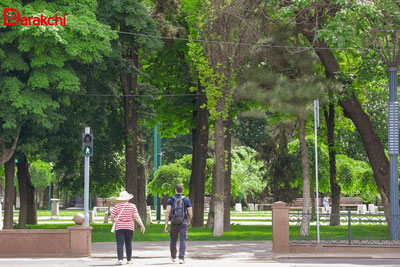 Image of 'Today the temperature will rise to 37 degrees.'