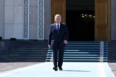 'Шавкат Мирзиёев Будапештга жўнаб кетди'ning rasmi