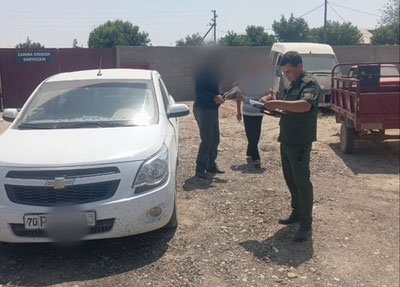 Изрображение 'В Кашкадарье у фермера забрали автомобиль за долги по электроэнергии'