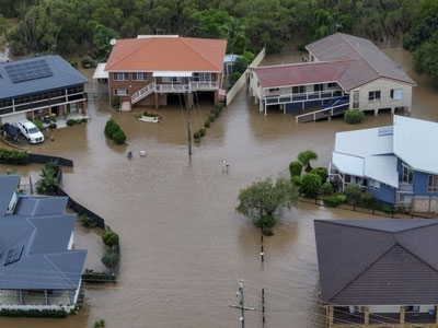 'Avstraliya shaharlarini suv bosdi'ning rasmi