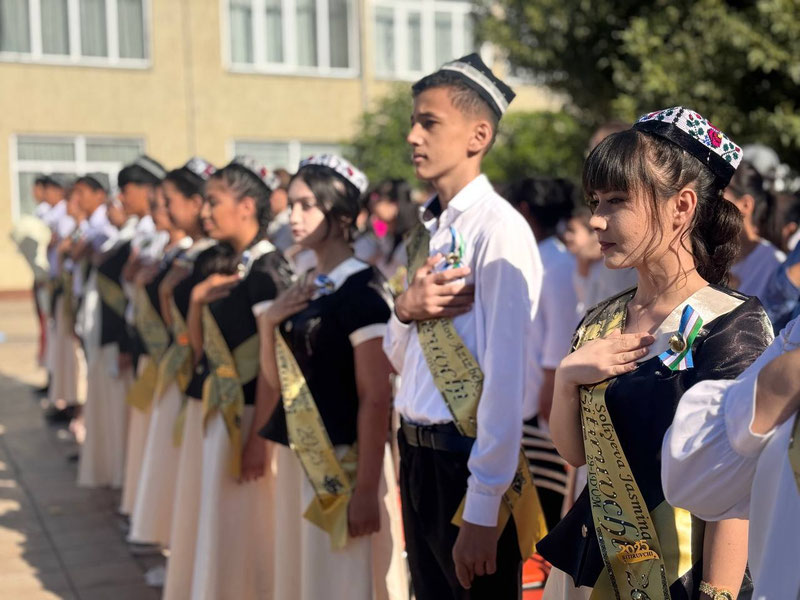 Изрображение 'Во всех школах Узбекистана прошли мероприятия "Последний звонок"'
