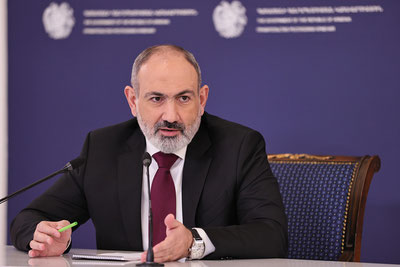 'Pashinyan Ozarbayjon bilan tinchlik bitimi Konstitutsiyaviy sudda rad etilsa, uni o‘zgartirmoqchi'ning rasmi