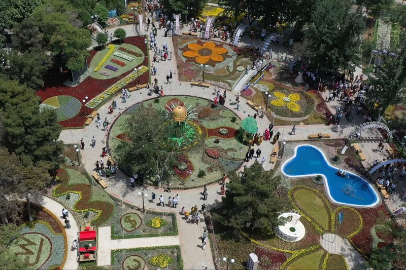 Изрображение 'В Намангане стартовал Международный фестиваль цветов (фото)'