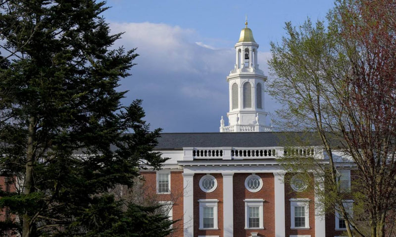 Image of 'The German government called on Harvard University to open a campus on its territory.'