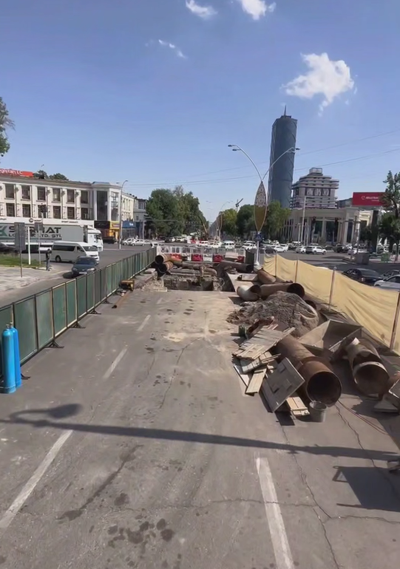 Изрображение 'На улице Бабура в Ташкенте началась замена труб тепловых сетей (видео)'