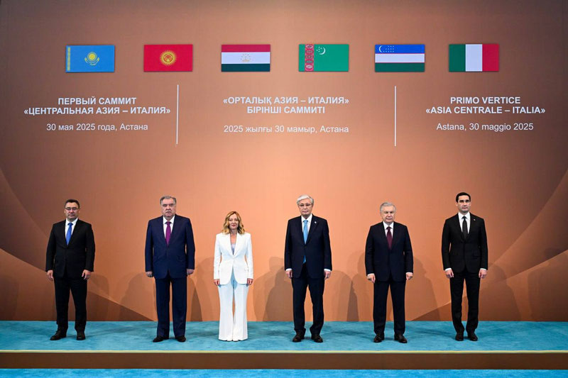 'Shavkat Mirziyoyev Ostona shahrida "Markaziy Osiyo – Italiya" sammitida ishtirok etdi'ning rasmi