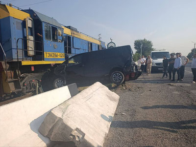 'Toshkent viloyatida poyezd va mikroavtobus YTH sodir qildi'ning rasmi
