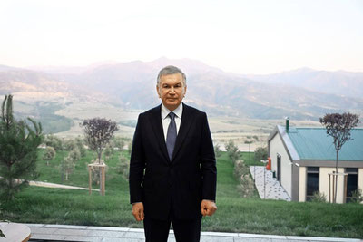 'Prezident “Oltin bel” cho‘qqisidagi dam olish maskani bilan tanishdi'ning rasmi