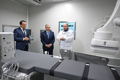 'Шавкат Мирзиёев Шаҳрисабз шаҳридаги кўп тармоқли кардиология маркази фаолияти билан танишди'ning rasmi