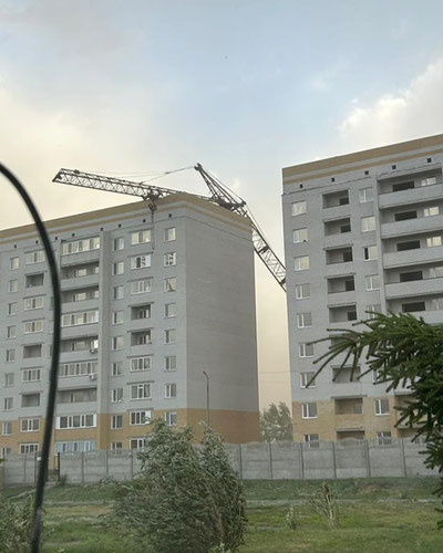 Изрображение 'Штормовой ветер в Казахстане: 1 человек погиб, 16 пострадали'