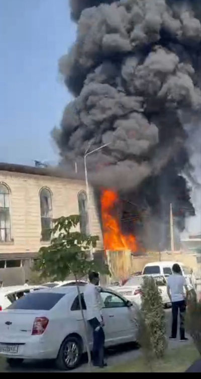 Image of 'A shop burned down in Samarkand.'