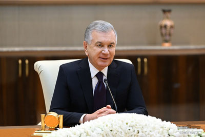Изрображение 'Президент Узбекистана направил поздравление работникам печати и СМИ'