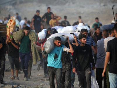 Image of 'Narcotics were found in the flour bags that Israel is distributing to Gaza.'