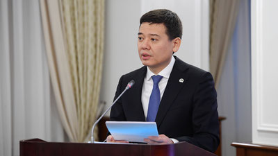 'Қозоғистоннинг собиқ адлия вазири 9 йилга қамалди'ning rasmi