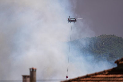 Image of 'Due to forest fires in Turkey, nearly 50,000 people were evacuated.'