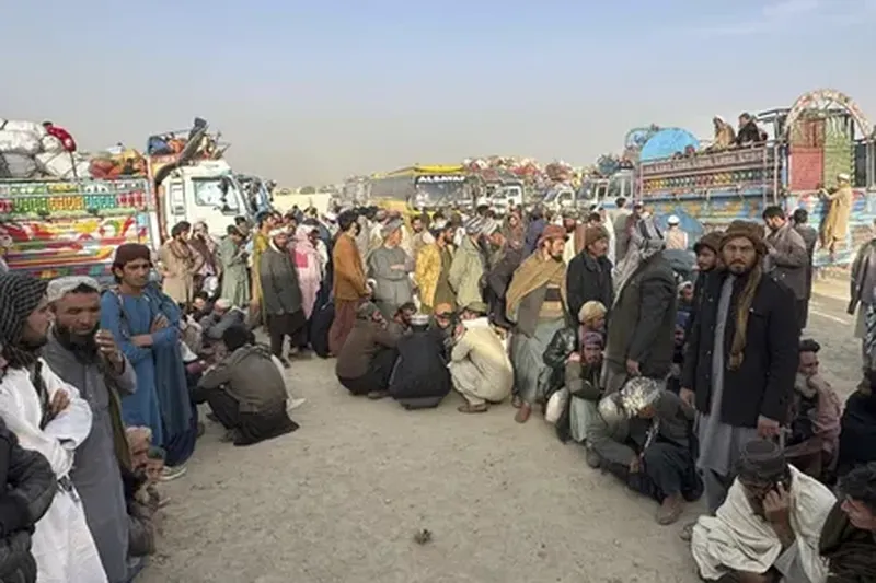 'Germaniyaga ketayotgan afg‘onlar Pokistonda hibsga olinmoqda'ning rasmi