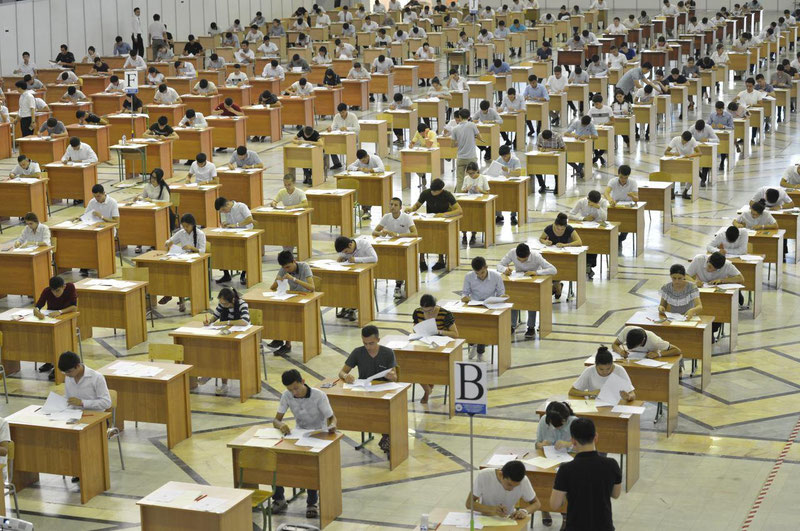 Image of 'The entrance exams for applicants have started.'