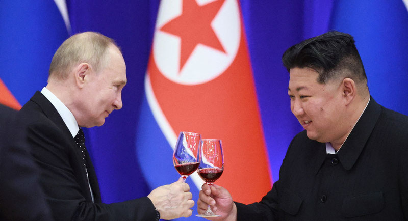 '12 million snaryad, 30 ming askar: KXDR Rossiyaning yangi urush ittifoqchisiga aylandi'ning rasmi