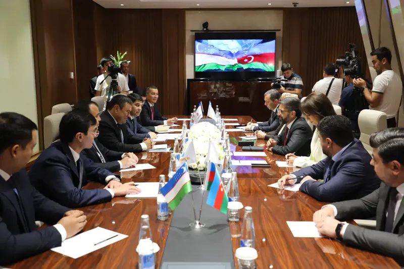 Изрображение 'С азербайджанской «SOCAR» подписано СРП о поиске и добыче углеводородов на Устюрте'
