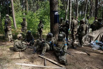 'Зеленский украиналик ҳарбийларнинг маошини ошириш учун ЕИдан молиявий ёрдам сўрамоқчи'ning rasmi