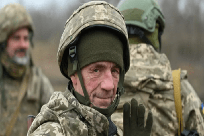 'Украинада энди 60 ёшдан катталар ҳам урушга бориши мумкин'ning rasmi