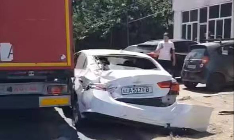 'Toshkentda 10 ta mashina to‘qnashdi'ning rasmi