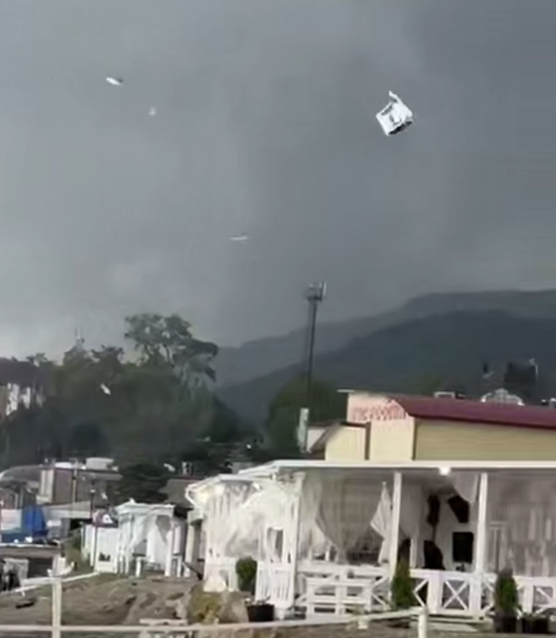 Image of 'A strong tornado occurred in Russia's Krasnodar region.'