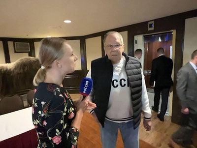 Image of 'Lavrov appeared in Alaska in a sweater with the "USSR" logo.'