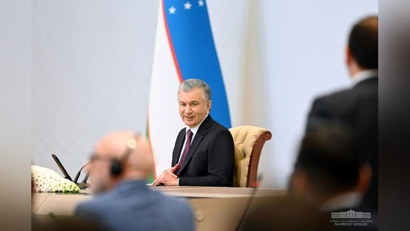 Изрображение 'Президент Шавкат Мирзиёев проводит открытый диалог с предпринимателями'