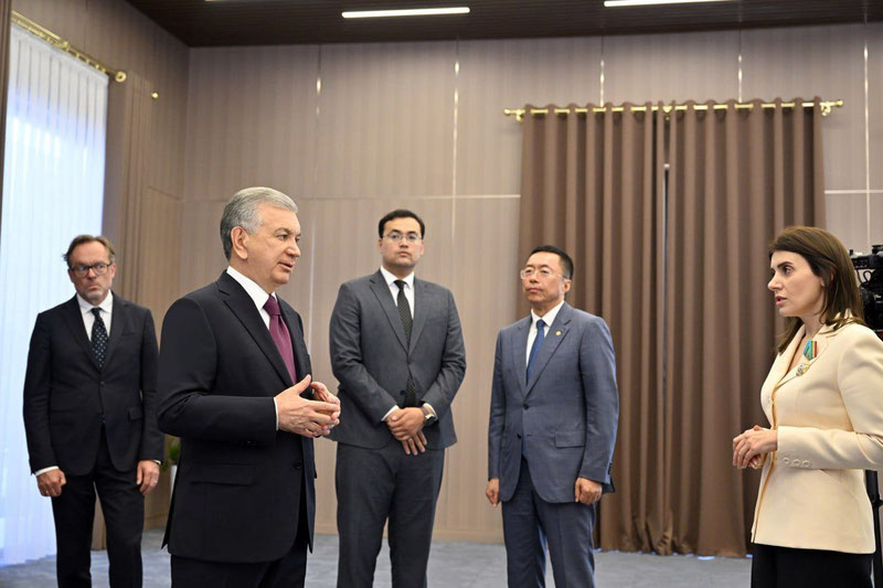 'Prezident Shavkat Mirziyoyev O‘zbekiston Milliy muzeyiga tamal toshi qo‘ydi'ning rasmi