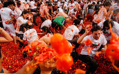 'Ispaniyada dunyoga mashhur festival o‘tkazildi'ning rasmi