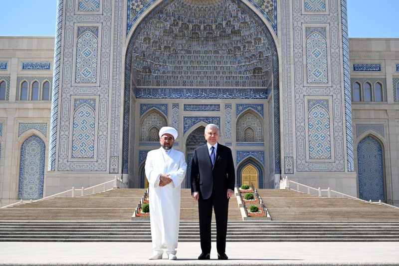 Image of 'Shavkat Mirziyoyev got acquainted with the final works being carried out at the Islamic Civilization Center.'