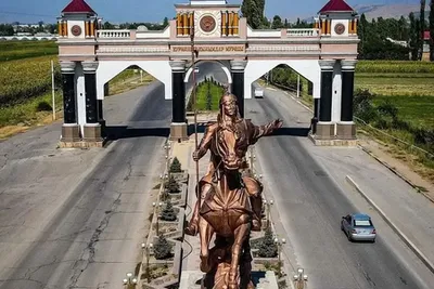 Изрображение 'В Кыргызстане одобрили переименование города Джалал-Абад в Манас'