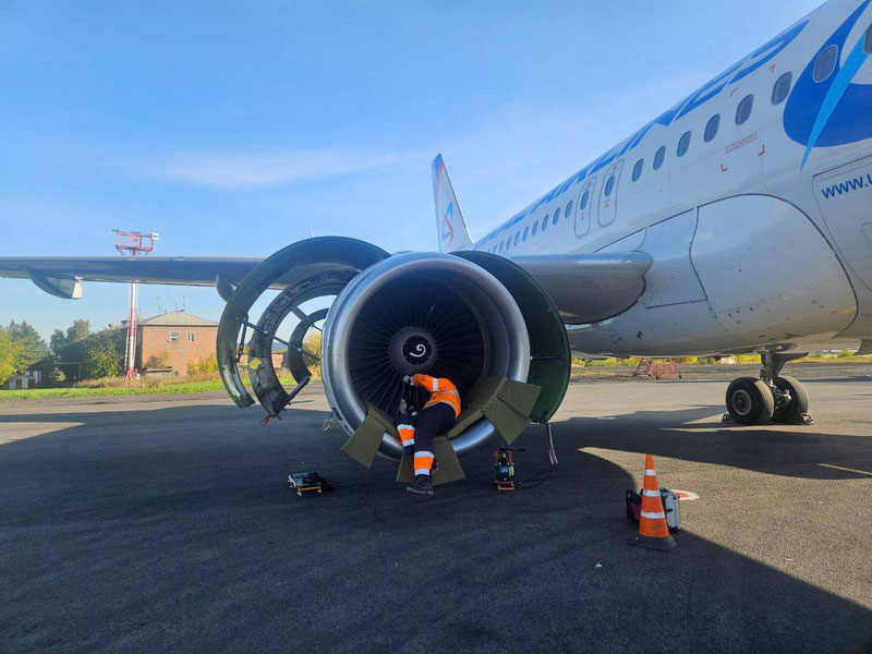Image of 'The plane heading to Tashkent collided with a flock of birds.'
