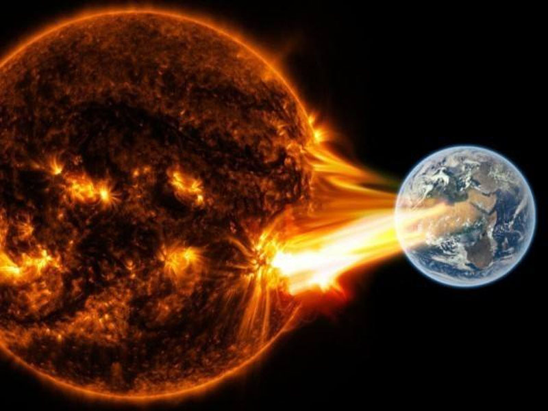 Image of 'At the same time, intense magnetic storm disturbances are being observed.'
