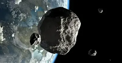'Yerdan eng katta asteroid uchib o‘tdi'ning rasmi