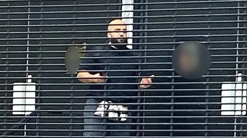 Изрображение 'Полиция Британии признала терактом нападение на синагогу в Манчестере'