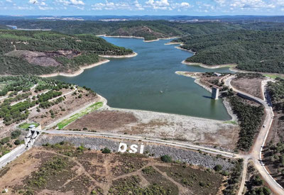 'İstanbul suv omborlarida atigi 2,5 oyga yetadigan suv zahirasi qoldi'ning rasmi