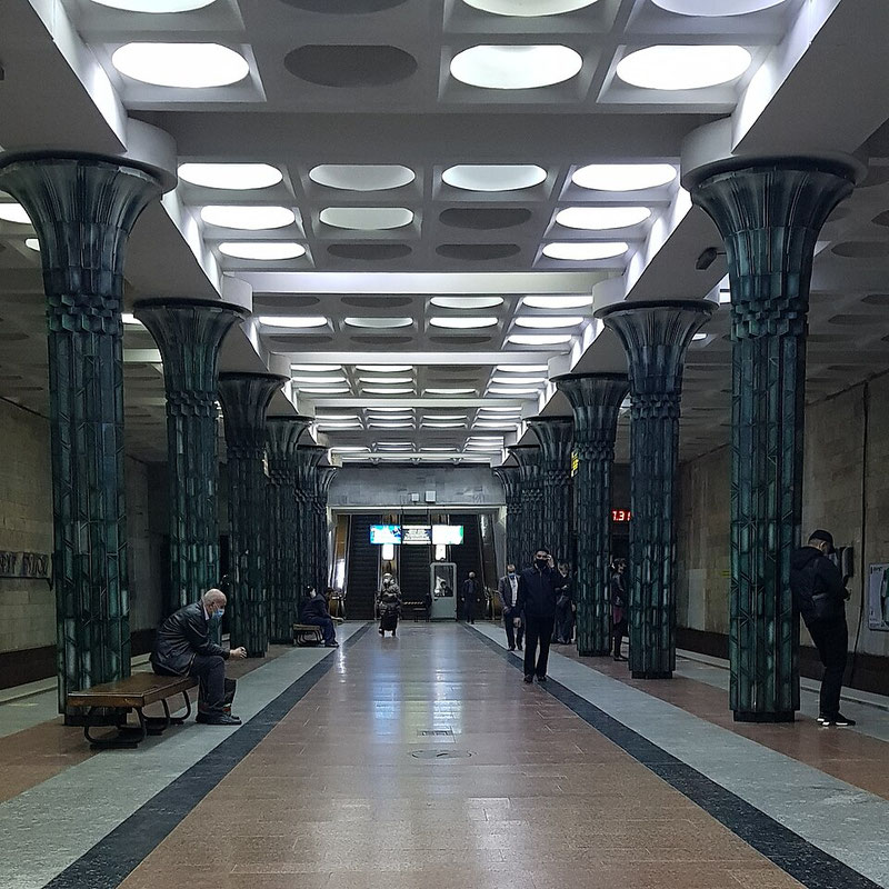 'Метрода туғилган чақалоққа бутун умр бепул метродан фойдаланиш ҳуқуқини берувчи карта берилди'ning rasmi