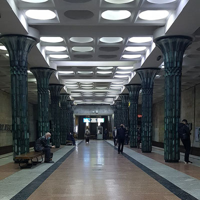 'Метрода туғилган чақалоққа бутун умр бепул метродан фойдаланиш ҳуқуқини берувчи карта берилди'ning rasmi