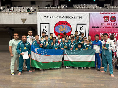 'Oʻzbekiston shotokan karatechilari Tokiodagi jahon chempionatida 33 ta medal qoʻlga kiritdi'ning rasmi