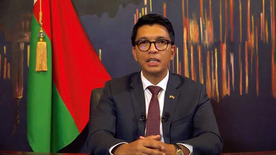 'Мадагаскар президенти мамлакатдан қочиб кетди'ning rasmi