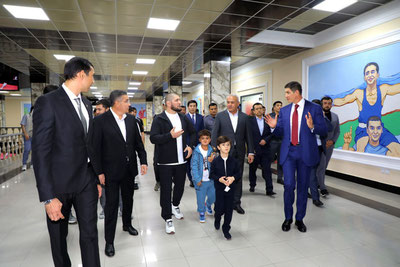 'Habib Nurmagomedov "Jar" sport majmuasiga tashrif buyurdi'ning rasmi